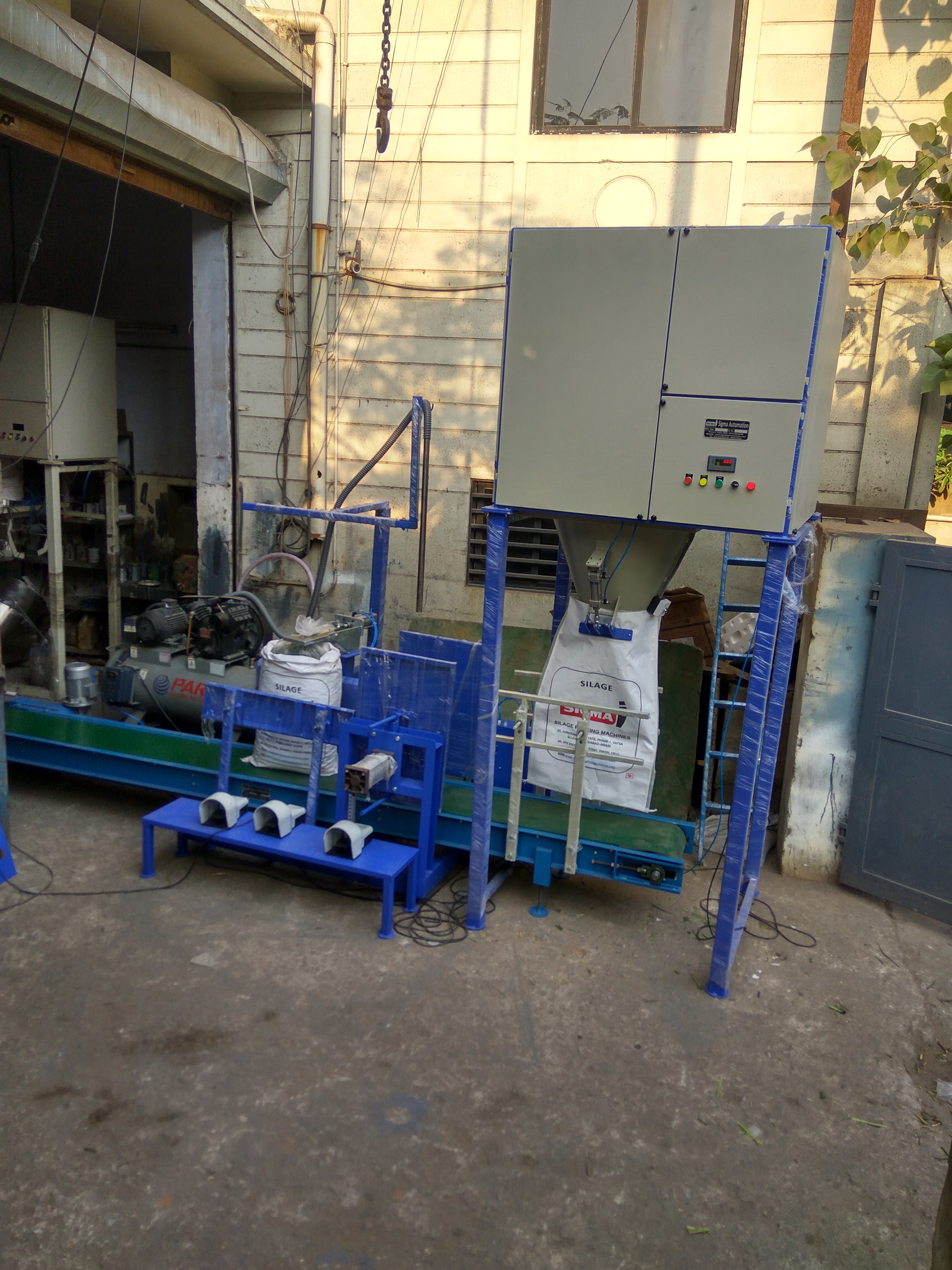 Automatic Bag Filling System Power: 7 Horsepower (Hp)