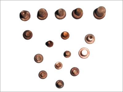 तांबे की कीलक