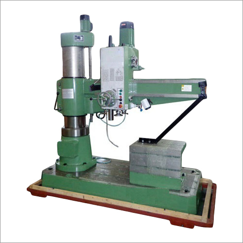 रेडियल ड्रिलिंग मशीन को लॉक करें