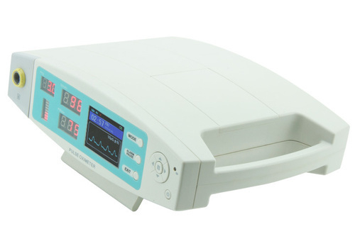 Table Top Pulse Oximeter Cms-70a - Plastic Material, 3.6-4.2 Volt Power | Real-time Spo2 & Pulse Rate Monitoring, Adjustable Alarm Functions, Data Storage Capability, Versatile For Home & Clinical Use