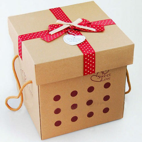 स्क्वायर गिफ्ट बॉक्स प्रिंटिंग सर्विस