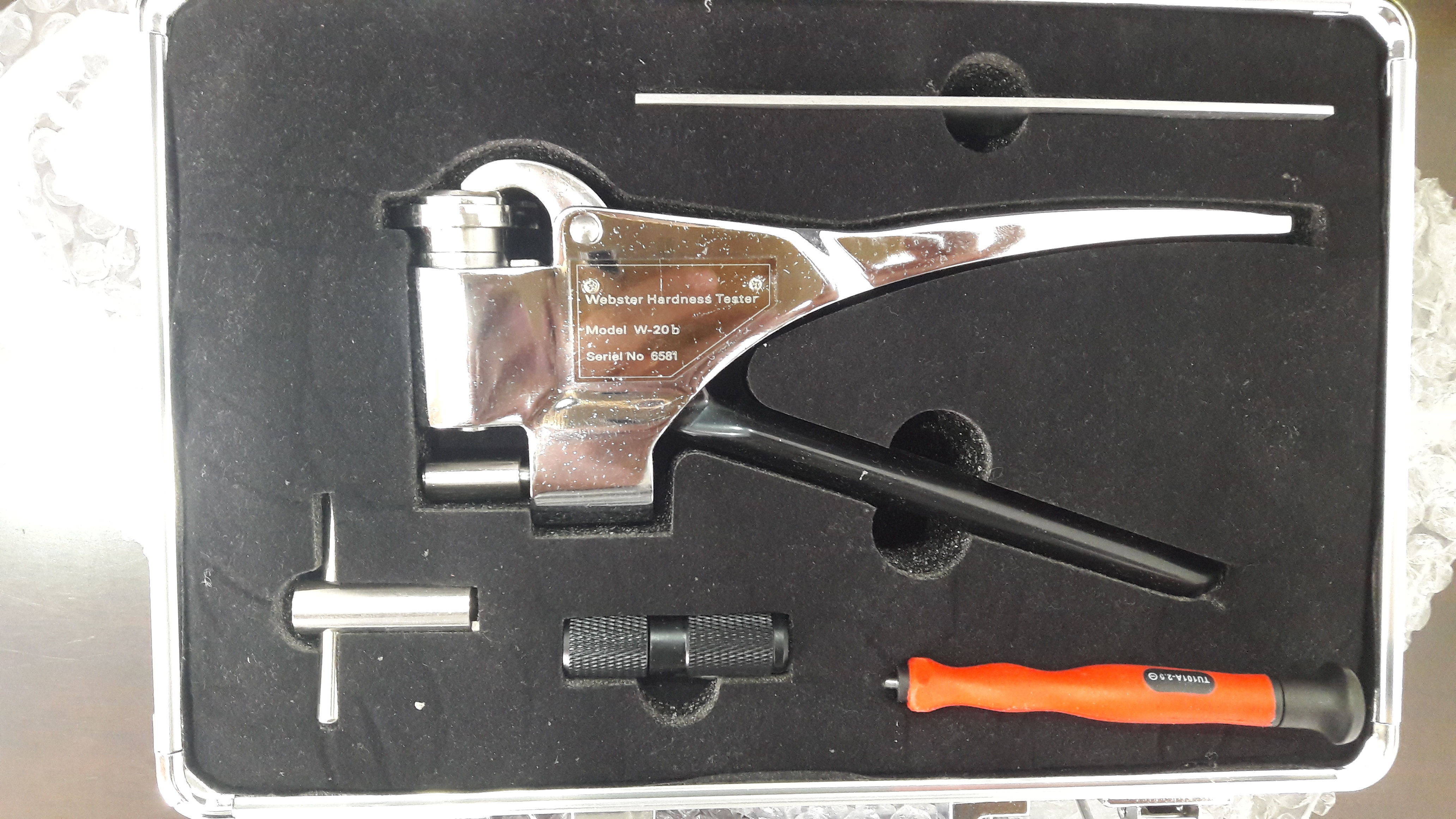 Webster High Precision Hardness Tester - Machine Weight: 0.5 Kilograms (Kg)