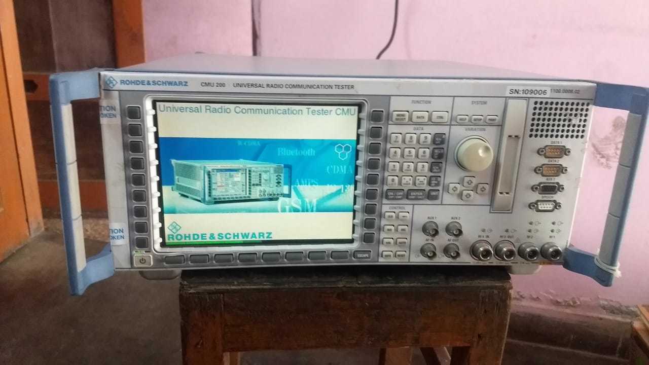 Cmu-200 Universal Communication Tester - Stainless Steel, 800-2500 Megahertz Frequency Range, 15 Kilograms Weight | Rf Adapters For Sma Jack To Smp Plug Connectivity