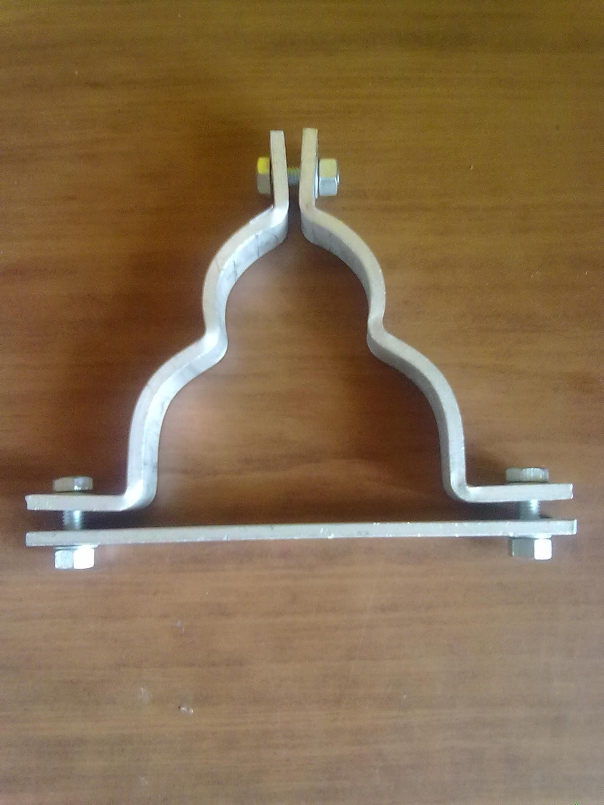 Trefoil Cleat Clamp - Color: Black