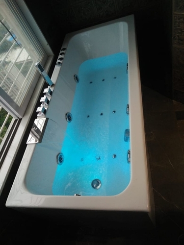Rectangular Whirlpool Jacuzzi Bathtub
