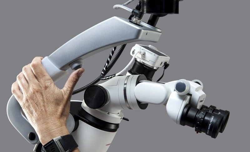 Labomed Operating Microscope