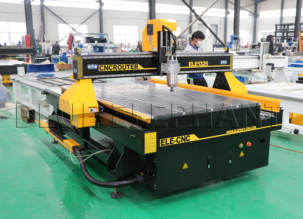 Vacuum Cleaning System Blue Elephant 1325 Cnc Router 4 Axis Machine With Water Cooling Used For Furniture Manufacturing