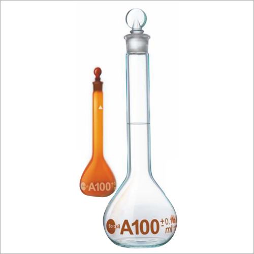 Volumetric Flask - Borosilicate Glass, 100 ml Capacity | Class A Graduation, ± 0.10 ml Tolerance, Flawless Design