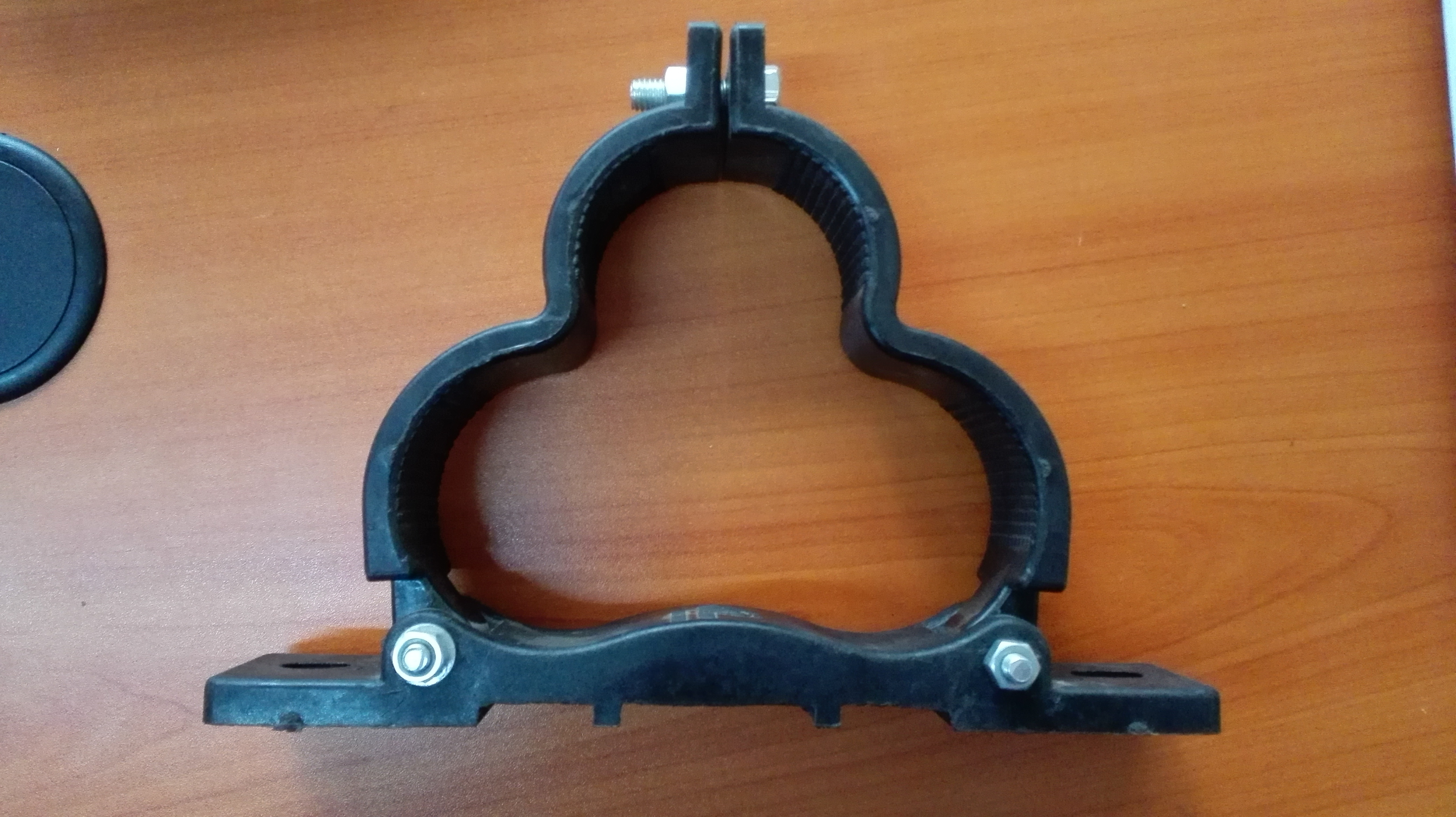 Aluminum Strip Trefoil Clamp - Molded Frp, Nylon & Pvc Materials | High Voltage Cable Protection, Maintains Magnetic Symmetry