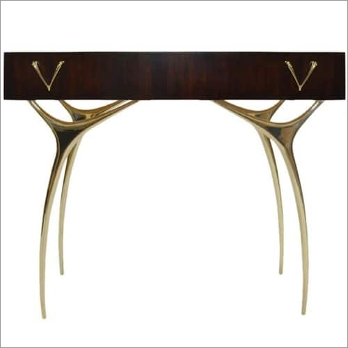 चिकना कंसोल