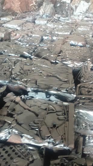 Iron Casting Solutions - Ductile, Gray, Stainless Steel & Sg Iron | 100% Purity, 25-40-60 Weight Variants, White Finish