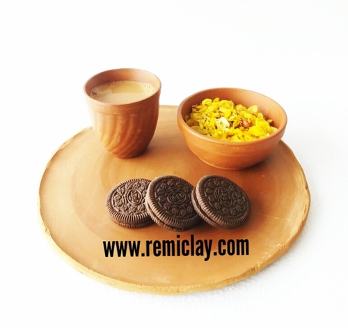 क्ले सर्विंग प्लैटर का वज़न: 500 ग्राम (G)