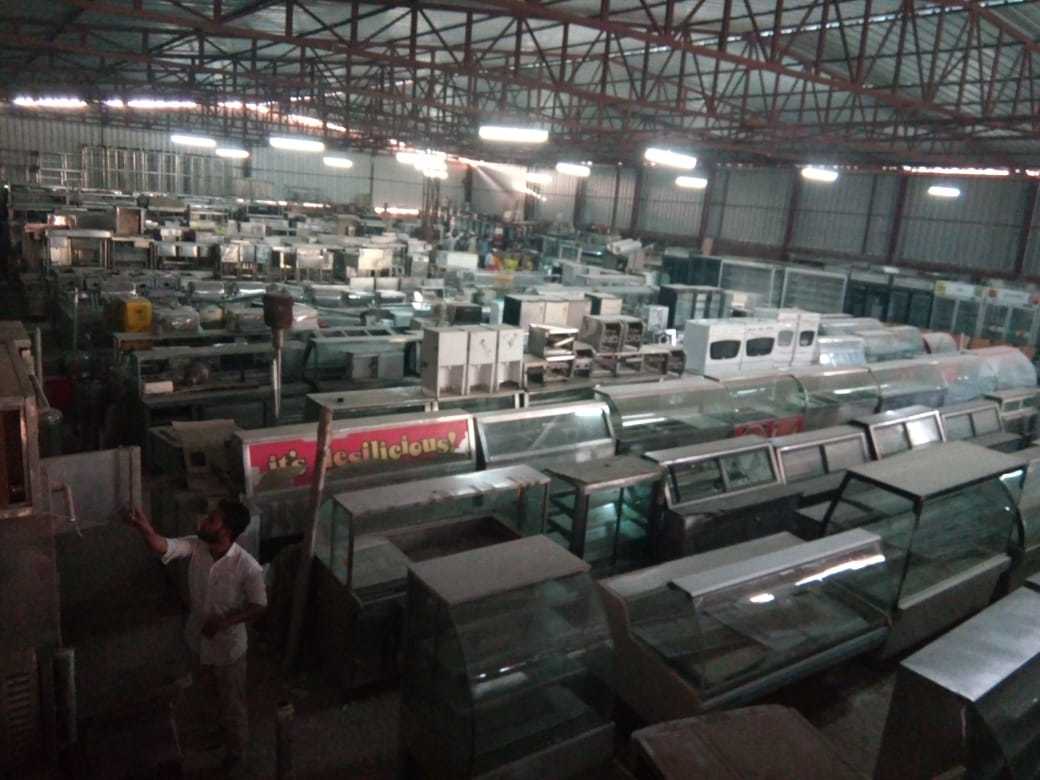 Pizza Conveyor Oven - Color: Silver