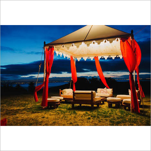 बीच त Tent