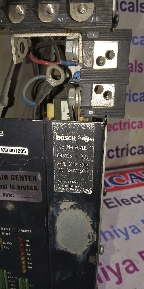 Bosch Servo Drive - Metal Body, 1 Kw, 4.5 A Output, Fan Cooled | Precise Control, Integrated Protection, Rs232/485 & Canopen Interfaces