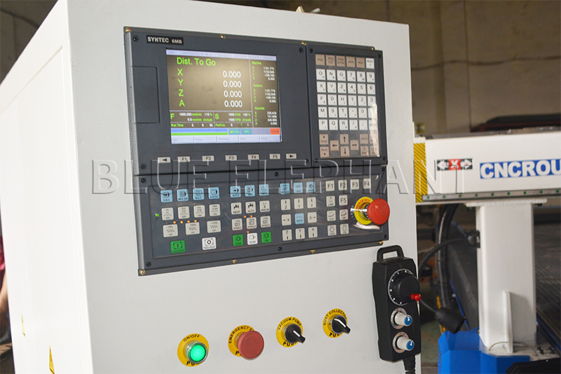 Blue 2050 Atc Cnc Oscillating Knife Cutting Machine For Acrylic