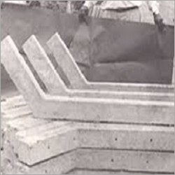 प्रीकास्ट आरसीसी कंपाउंड पोल