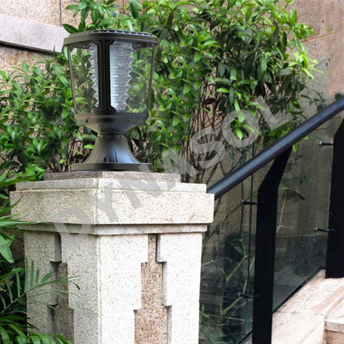 100 Lumens Fully Automatic All-in-one Led Solar Garden Post Light