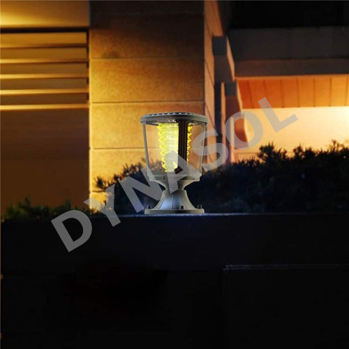 100 Lumens Fully Automatic All-in-one Led Solar Garden Post Light