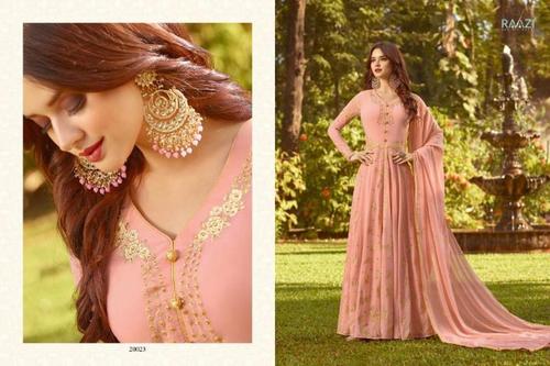 कशीदाकारी जातीय सलवार सूट