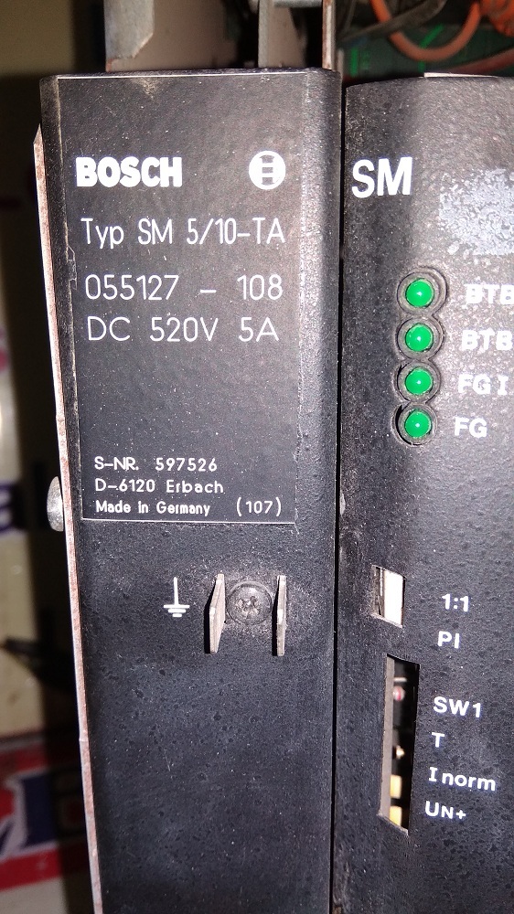 Bosch Servo Drive Indradrive Cs - Steel Abs Plastic, 750w 3.5a, Panel Mount, Overvoltage Protection, Efficiency >92%