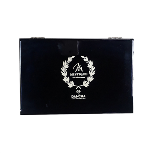 लकड़ी की पॉलिश की चाय का डिब्बा