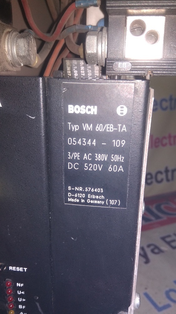 Bosch Servo Drive - Industrial Plastic & Aluminum, 400w 3-phase, 0.5-2.5a | High Precision, Overload Protection, Forced Air Cooling
