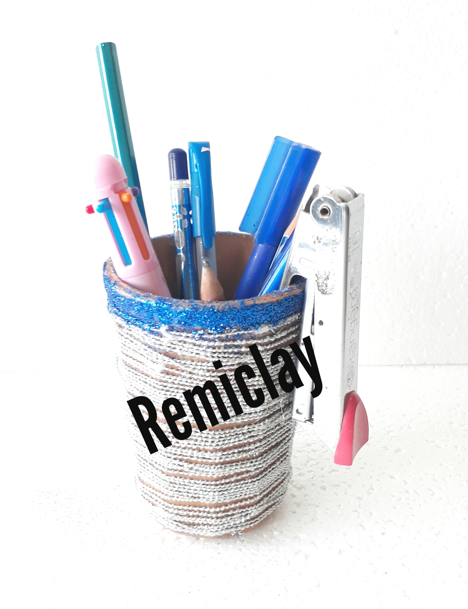Handicraft Clay Pen Holder Interior Coating: Decorative