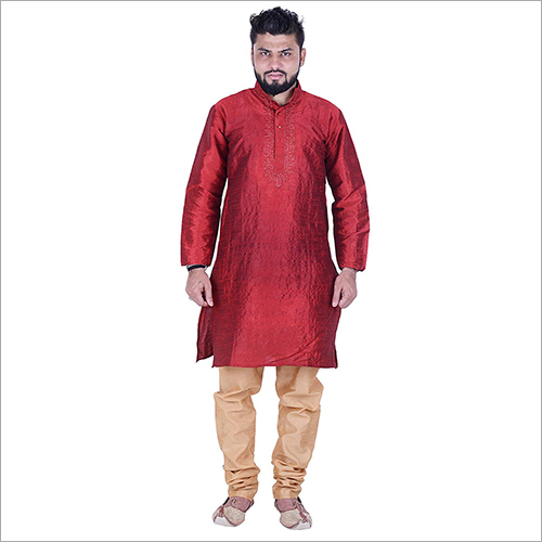 मैरून कुर्ता पायजामा
