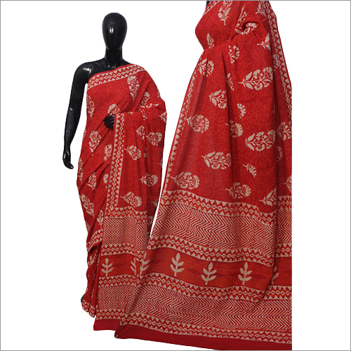 महिलाओं की ट्रेंडी साड़ी