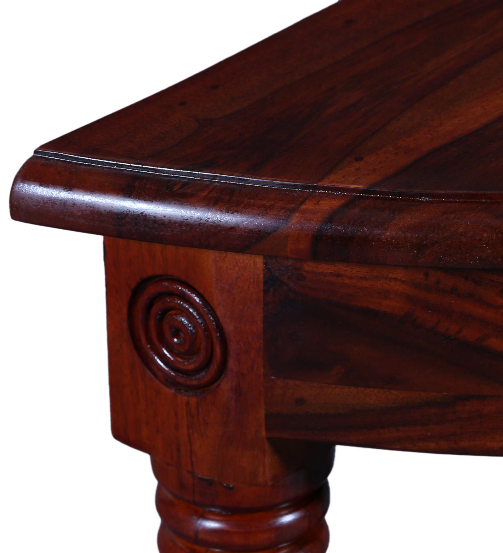 Machine Made Designer Wooden Table