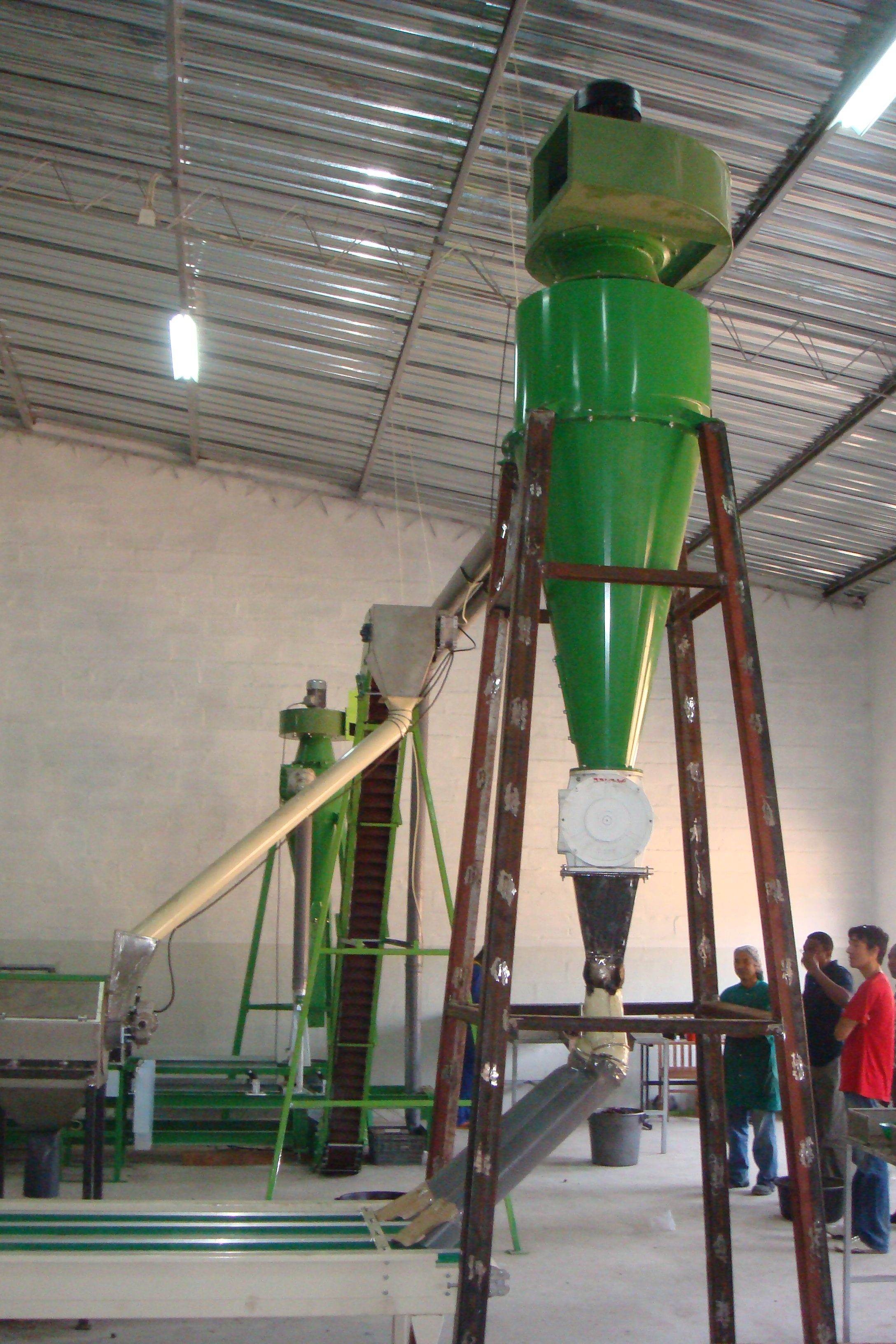 Auto Scooping & Seperation Line Capacity: 80-90% Ton/day