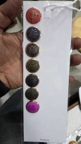 Tich Buttons