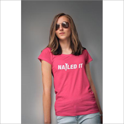 Nailed It महिलाओं की टी-शर्ट - गुलाबी