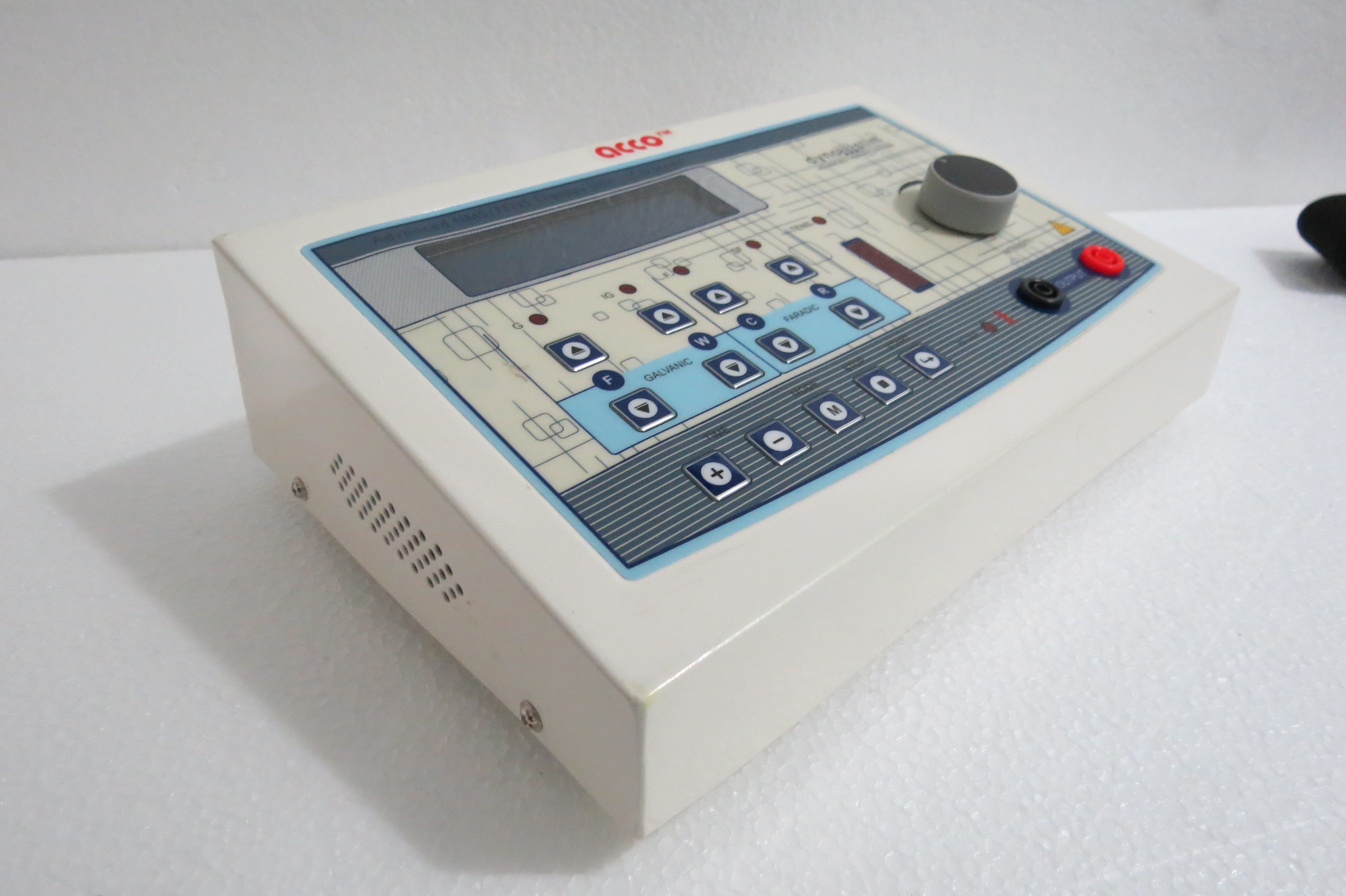 Acco Diagnostic Muscel Stimulator(with Tens) Age Group: Women