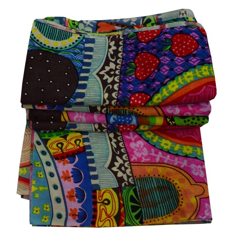 Floral & Flower Pattern Printed Fabric - 100% Cotton, 44` Width | Multi Color Design For Dressmaking, Home Decor, Curtain Art, And Furnishings