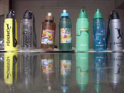 स्पोर्ट्स वाटर बोतल