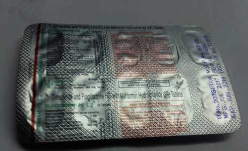 ग्लिमप्राइड प्लोग्लिटाज़ोन हाइड्रोक्लोराइड एक्सटेंडेड रिलीज़ मेटफ़ॉर्मिन हाइड्रोक्लोराइड टैबलेट सामान्य दवाएं