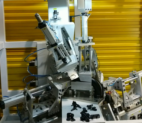 मल्टी हेड्स हॉट प्लेट प्लास्टिक वेल्डिंग मशीन फ्रीक्वेंसी: एनजी मिलिहर्ट्ज