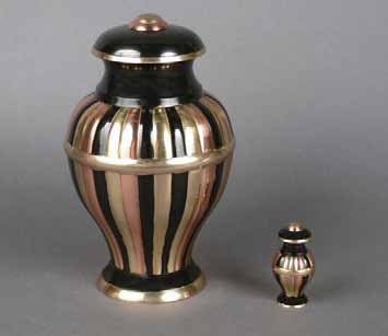 Aristocrat Memorial Urn - Brass Material Customized Size Gold Finish With American Religious Style