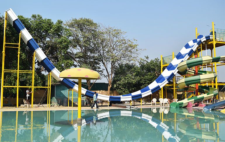 Steel Pendulum Water Slide