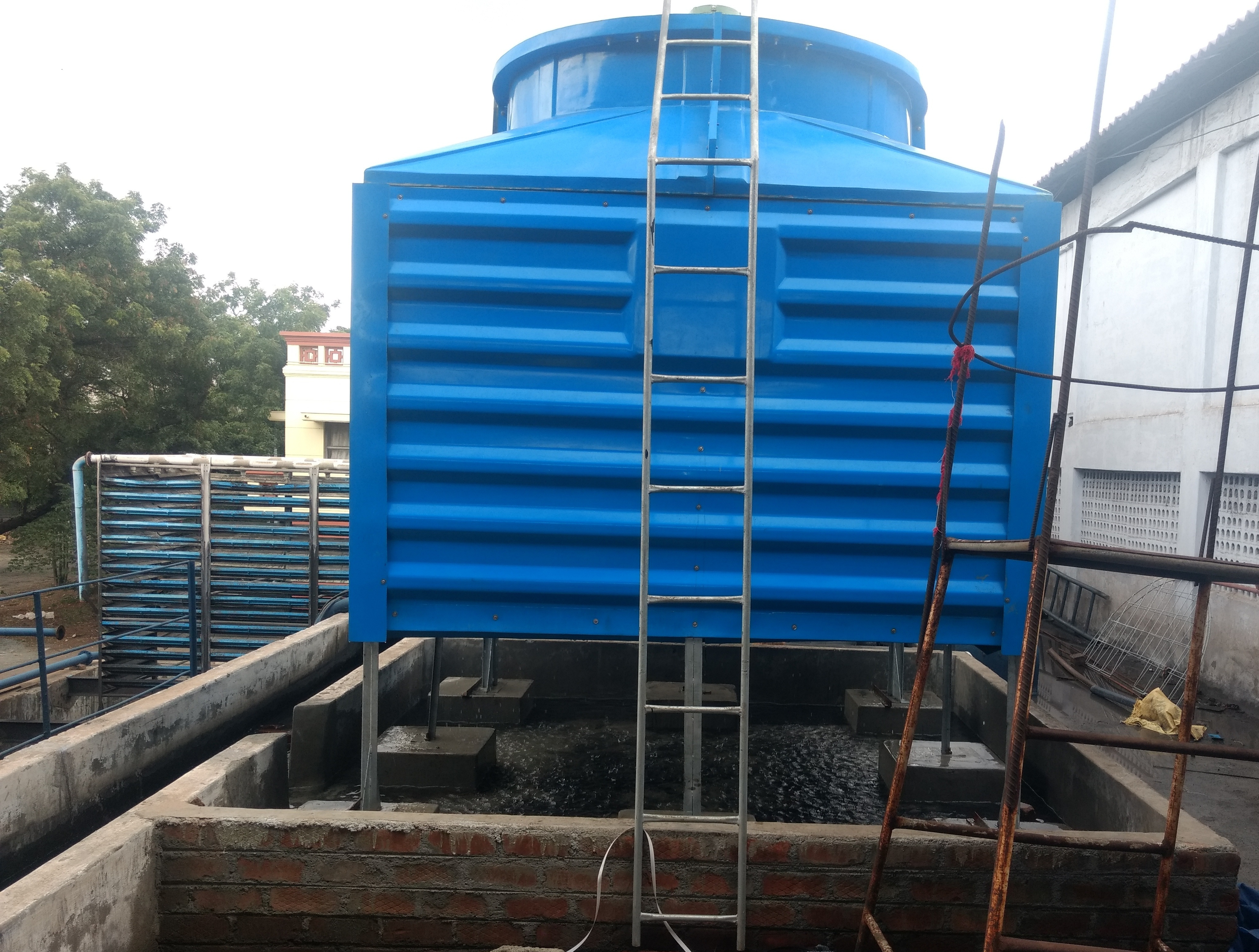Square Cooling Tower - Frp Material, Various Sizes Available, Blue Color, 220-440 Volt | Low Maintenance, Easy To Clean, Effective Functionality
