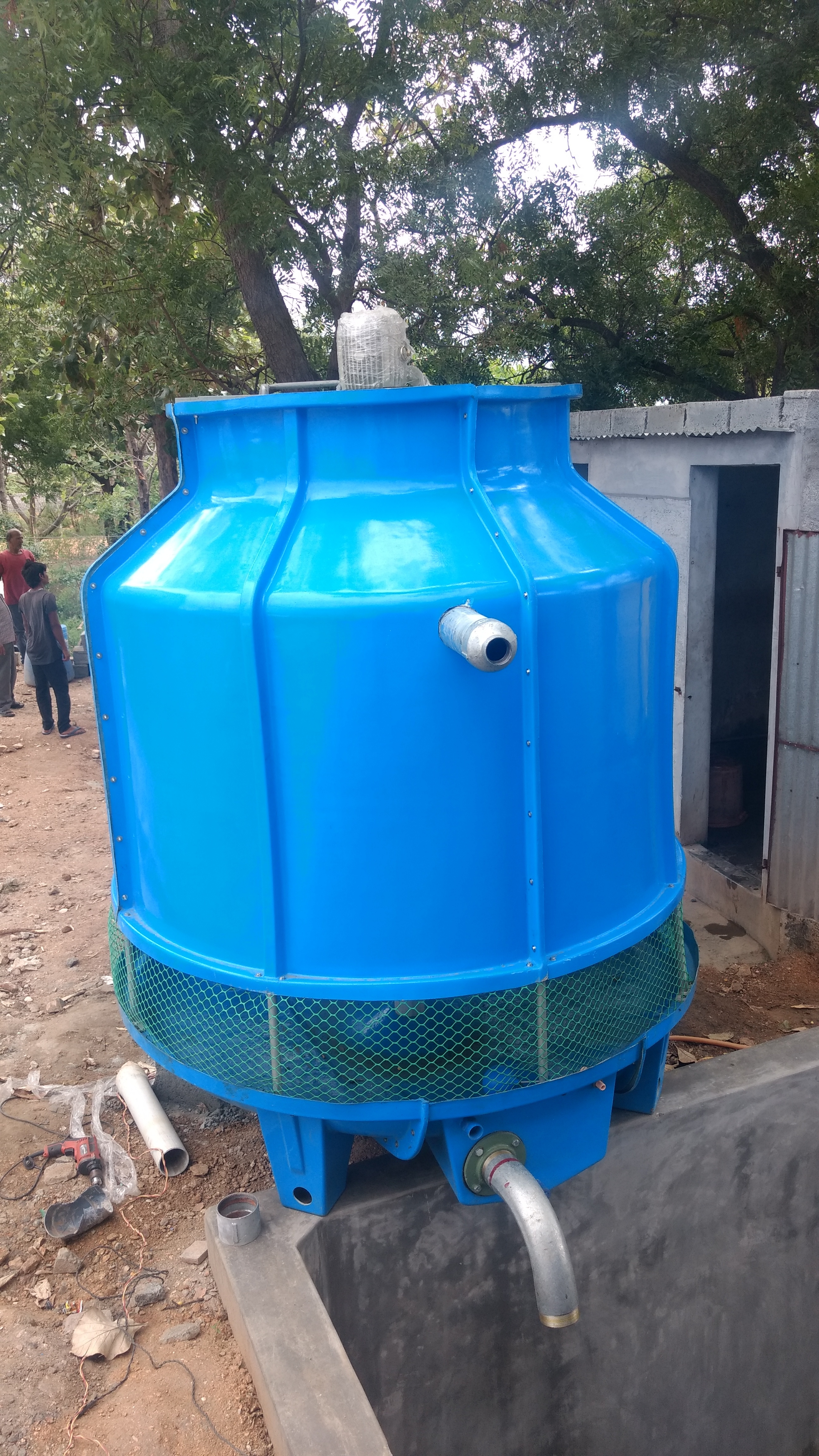 Frp Round Cooling Tower - 10 Tr - 1000 Tr Cooling Capacity, Single Phase , High Strength And Durability, Corrosion Resistant