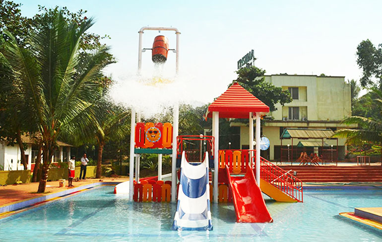 3 Platform Water Play System - Metal, 16m X 8m Area, 3 Slides At 2.6m Elevation | Suitable For Ages 3 To 14, 8 Total Features Including Jet, Minimum Water Flow 3000 Lpm
