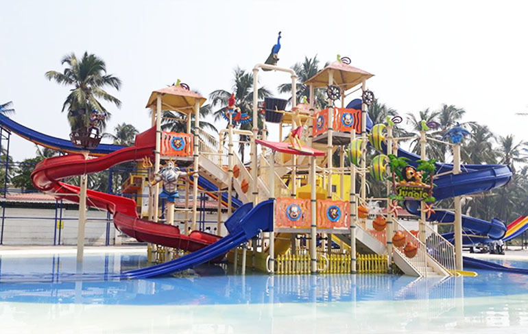 Steel 7 Platform Water Play System
