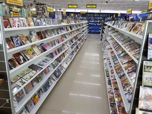 L Shaped Racks Capacity: 70 To 90