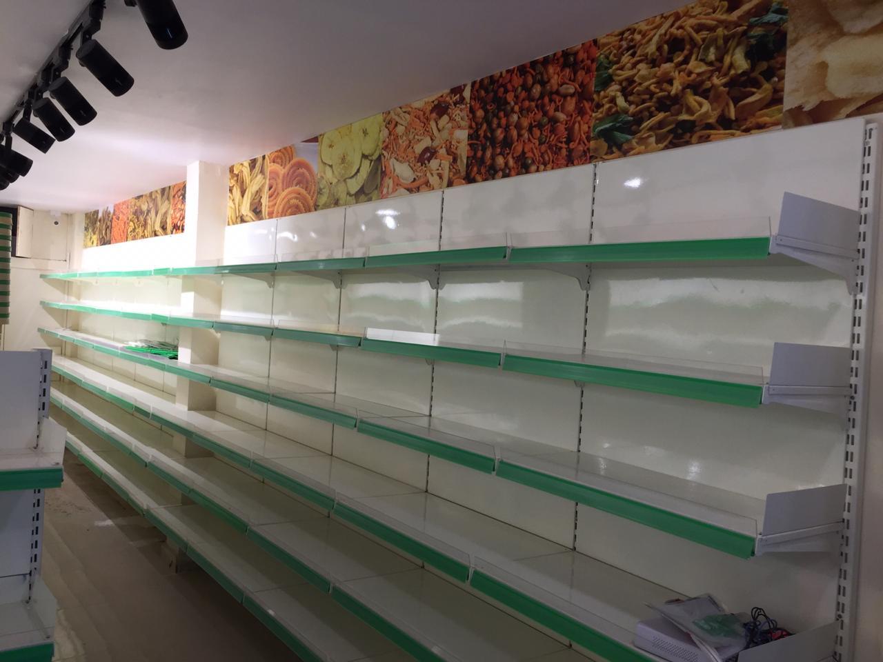 Wall Unit Rack Capacity: Up To 80 Kg Kg/day