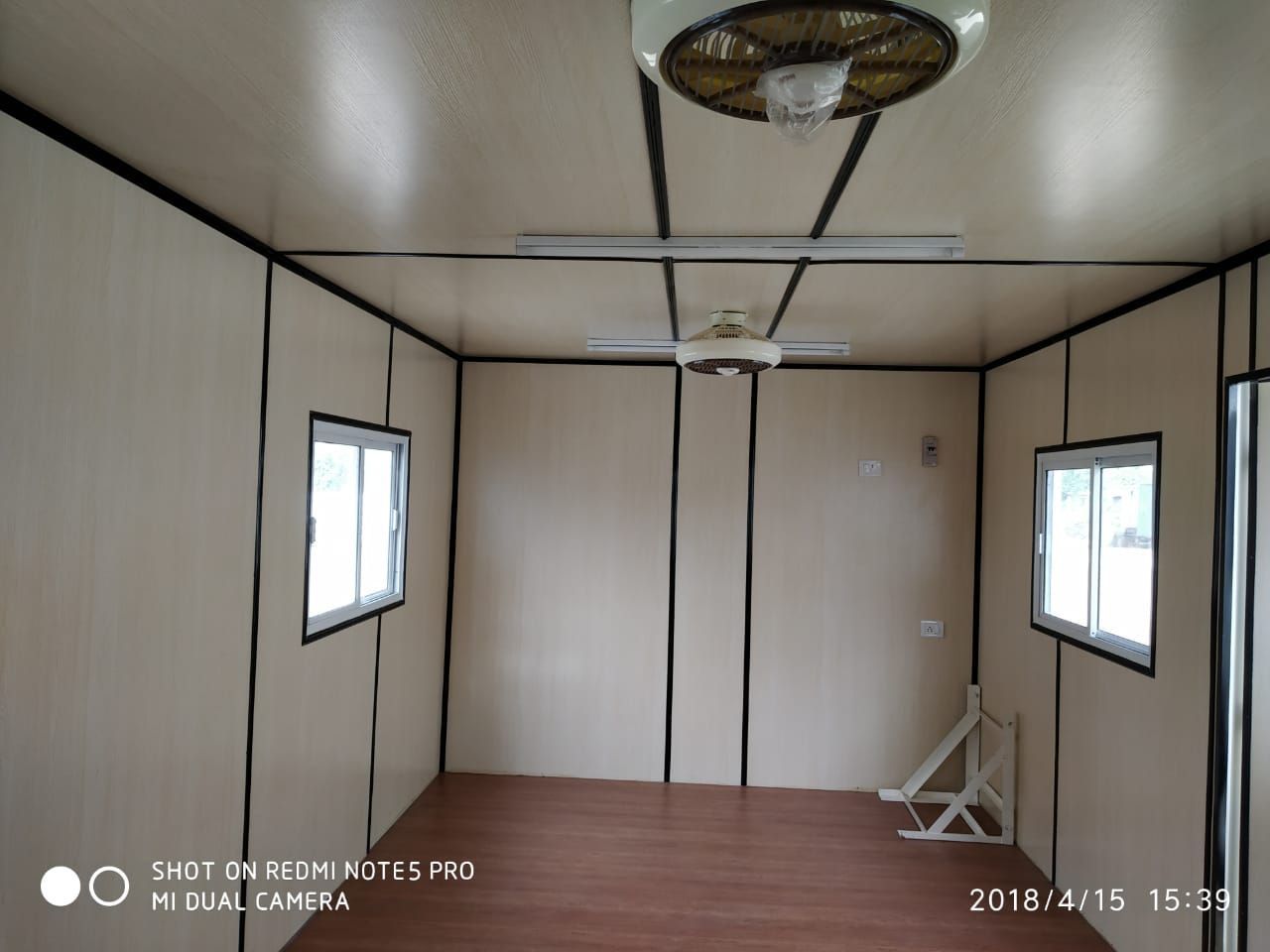 Prefabricated Office Container - Steel, 40 X 4 Feet, Blue | Lightweight Design, Waterproof, Termite Resistant, Customizable, Ideal For Industrial Use