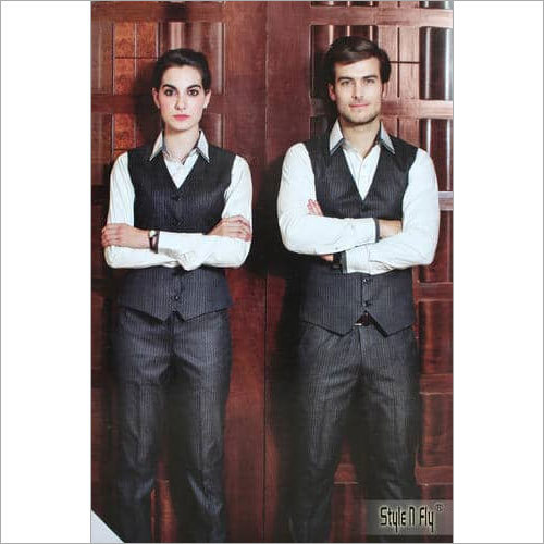 कॉर्पोरेट वर्कर यूनिफ़ॉर्म कॉलर टाइप: V नेक