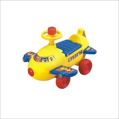 प्लास्टिक हवाई जहाज की सवारी